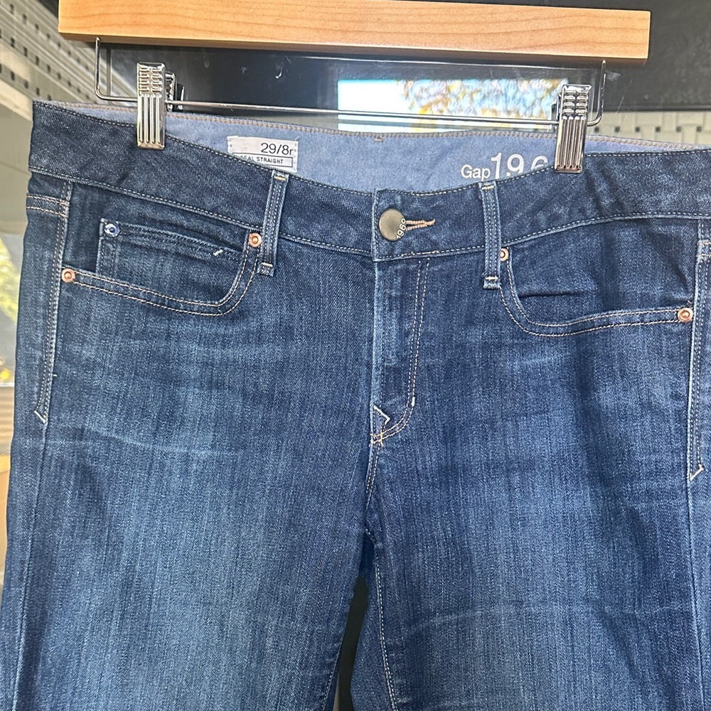 GAP Women’s Dark Blue Straight Jeans